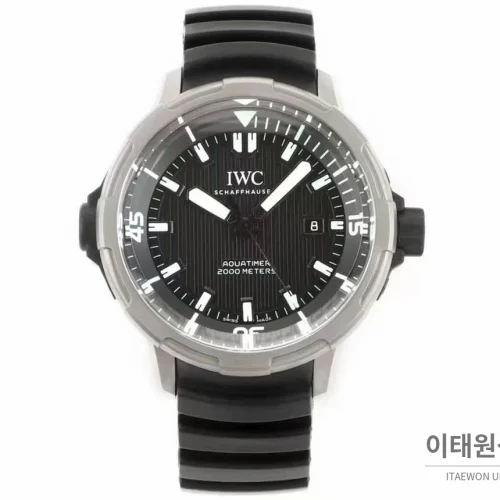 IWC 아쿠아타이머 딥 투 씨 티타늄 블랙다이얼 오토매틱 46mm 블랙 러버 스트랩 실버 베젤 (4)