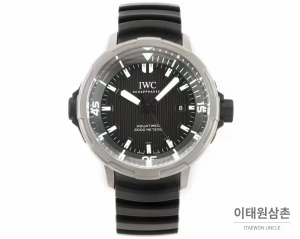 IWC 아쿠아타이머 딥 투 씨 티타늄 블랙다이얼 오토매틱 46mm 블랙 러버 스트랩 실버 베젤 (4)