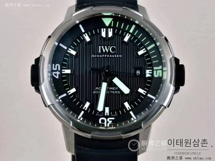 IWC 아쿠아타이머 딥 투 씨 티타늄 블랙다이얼 오토매틱 46mm 블랙 러버 스트랩 실버 베젤 (3)