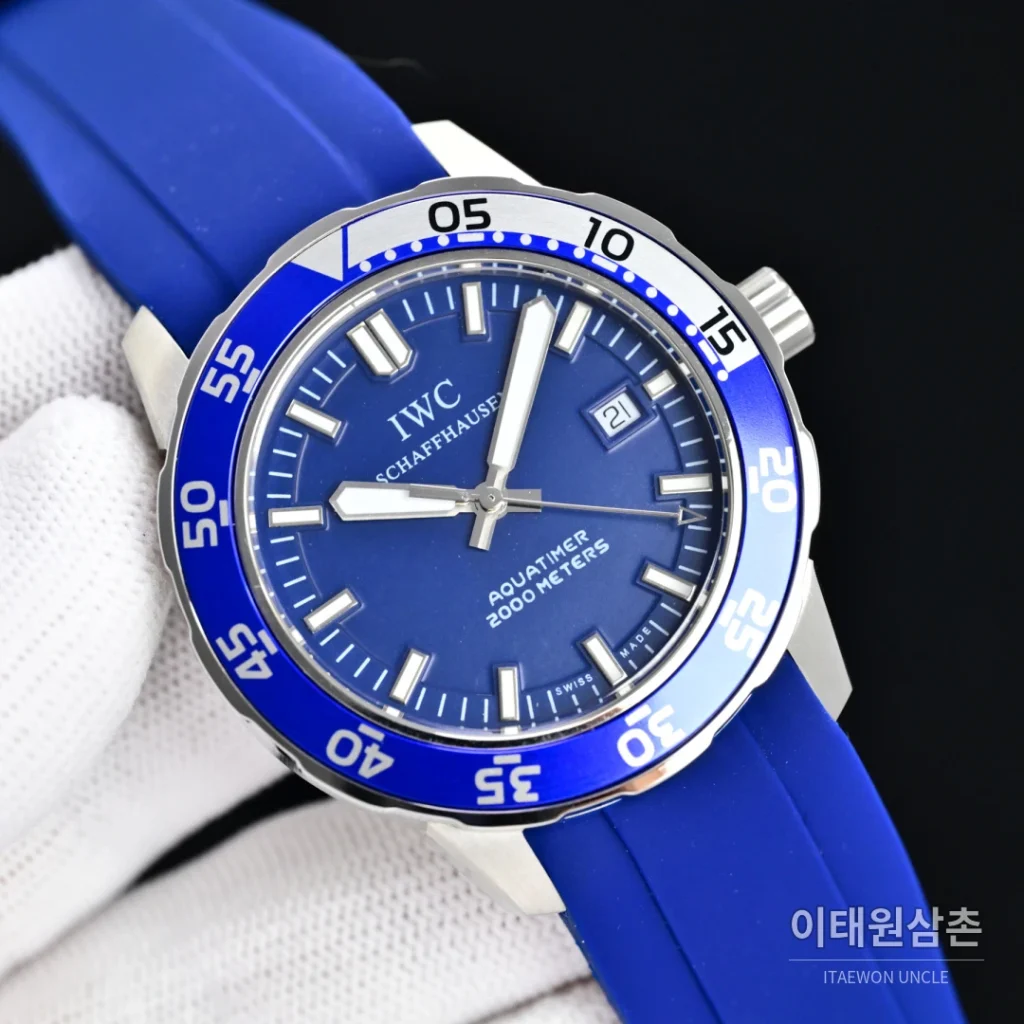 IWC 아쿠아타이머 스틸 블랙 베젤 오토매틱 44mm