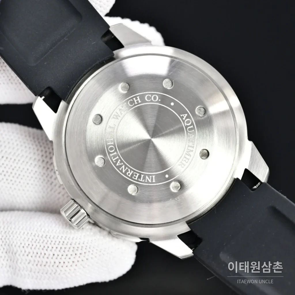 IWC 아쿠아타이머 스틸 블랙 베젤 오토매틱 44mm 화이트 다이얼 (2)