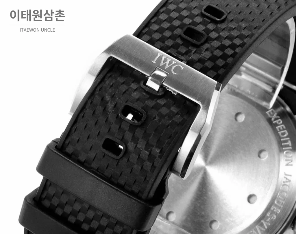 IWC 아쿠아타이머 스틸 블랙다이얼 크로노그래프 오토매틱 44mm