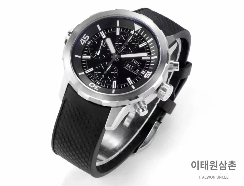 IWC 아쿠아타이머 스틸 블랙다이얼 크로노그래프 오토매틱 44mm (2)