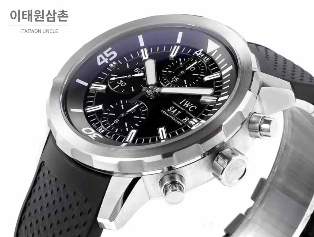 IWC 아쿠아타이머 스틸 블랙다이얼 크로노그래프 오토매틱 44mm (2)