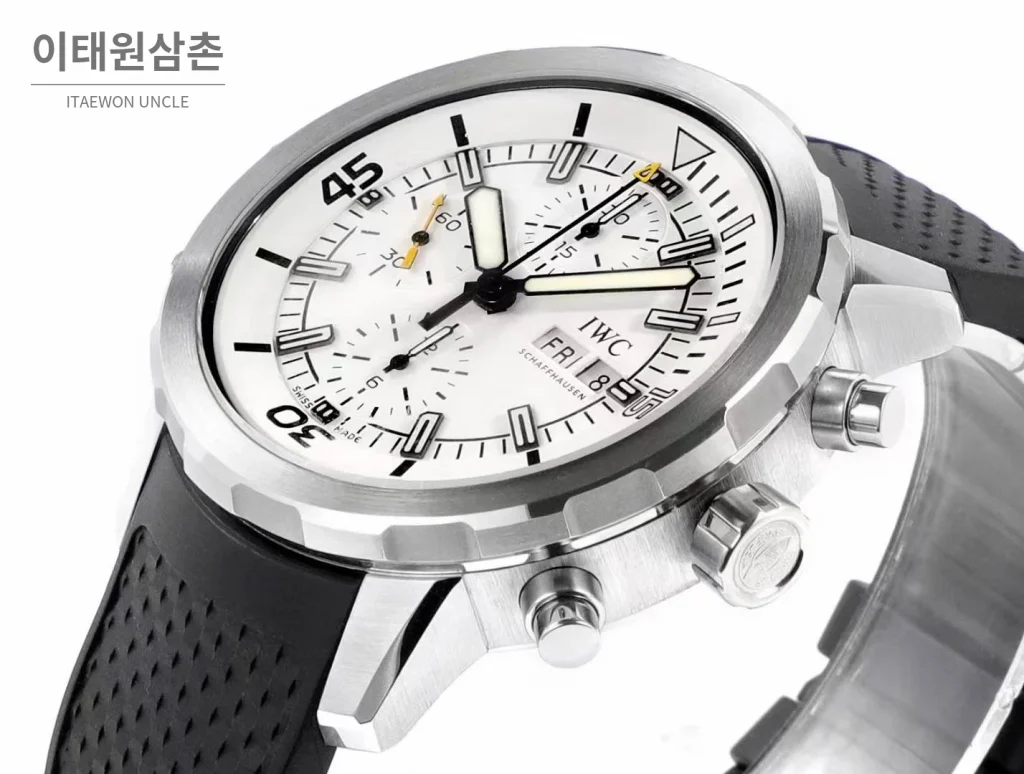 IWC 아쿠아타이머 스틸 블랙다이얼 크로노그래프 오토매틱 44mm