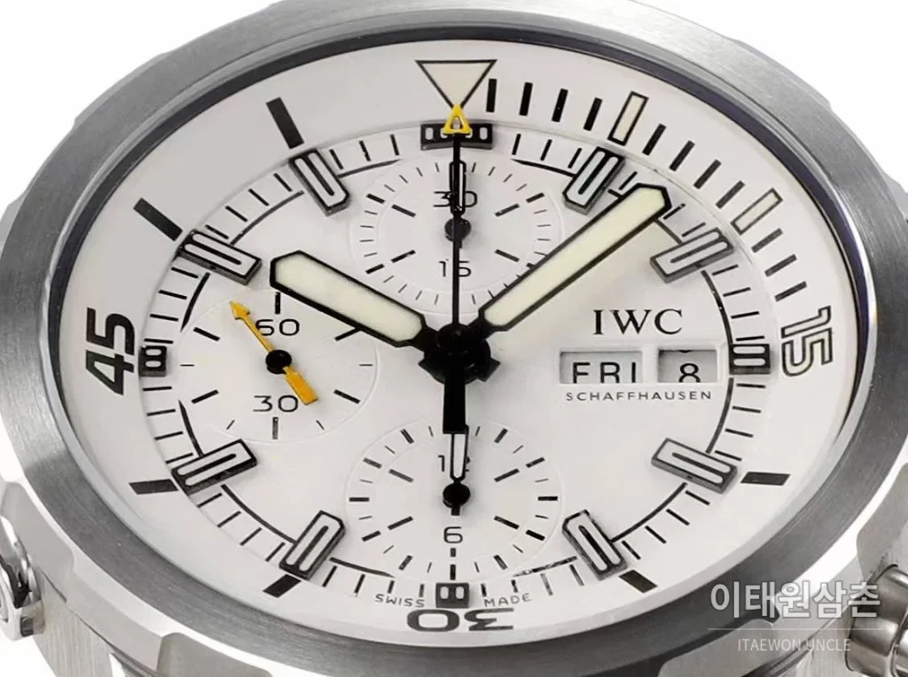 IWC 아쿠아타이머 스틸 블랙다이얼 크로노그래프 오토매틱 44mm