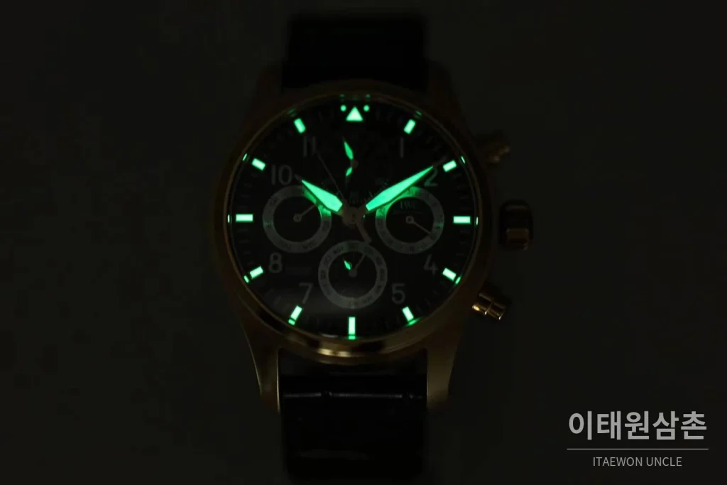 IWC 빅파일럿 퍼페추얼 캘린더 “어린왕자” 블루다이얼 오토매틱 42mm 블랙 가죽 스트랩