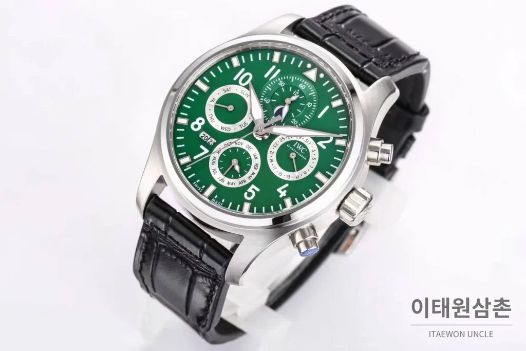 IWC 빅파일럿 퍼페추얼 캘린더 “어린왕자” 블루다이얼 오토매틱 42mm