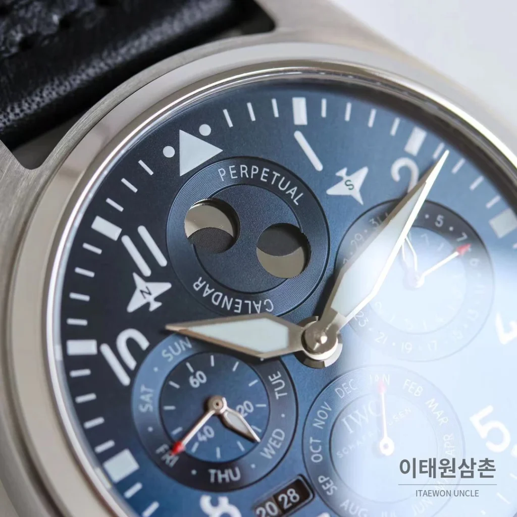 IWC 빅파일럿 퍼페추얼 캘린더 스틸 오토매틱 41mm IW503605 네이비 다이얼 블랙 가죽 스트랩