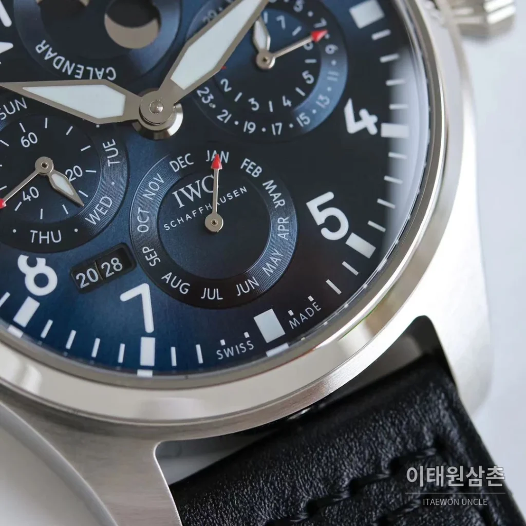 IWC 빅파일럿 퍼페추얼 캘린더 스틸 오토매틱 41mm IW503605 네이비 다이얼 블랙 가죽 스트랩