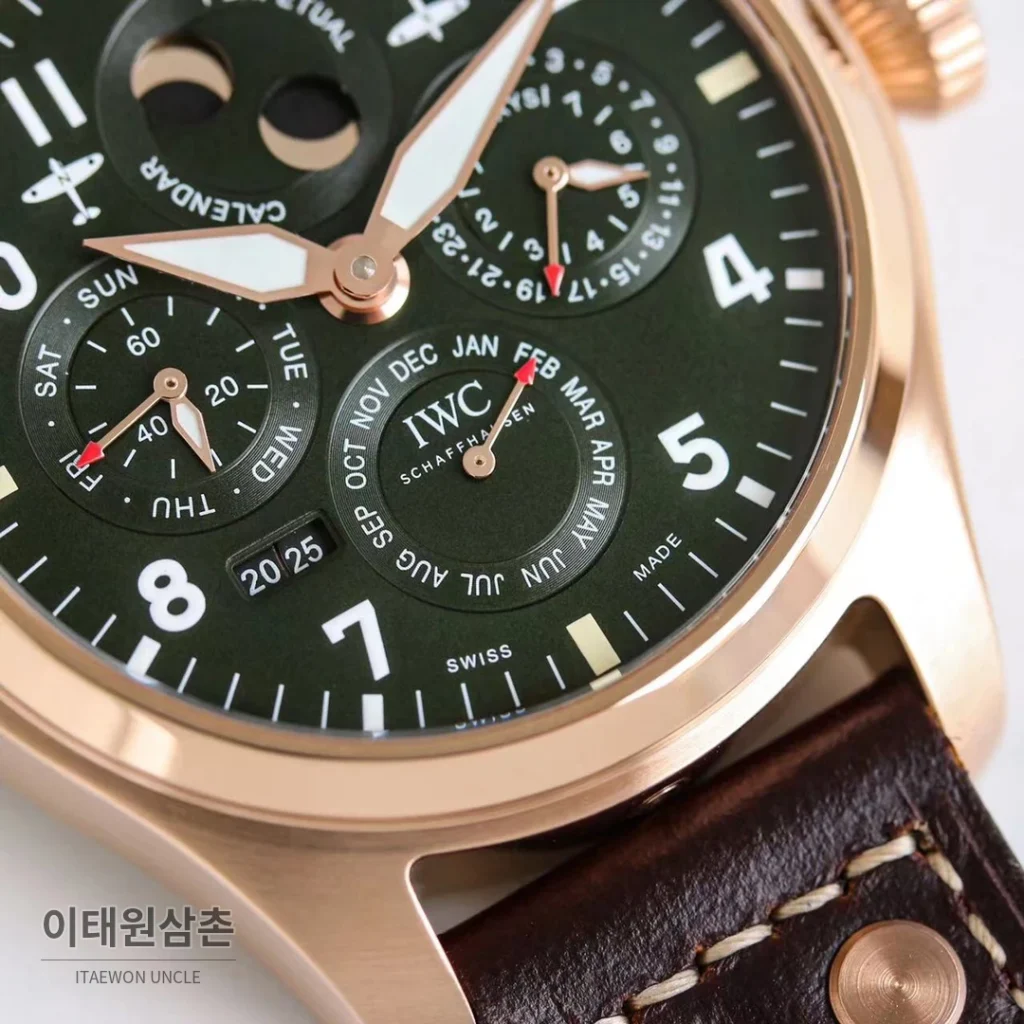 IWC 빅파일럿 퍼페추얼 캘린더 스틸 오토매틱 41mm IW503605 그린 다이얼 브라운 가죽 스트랩