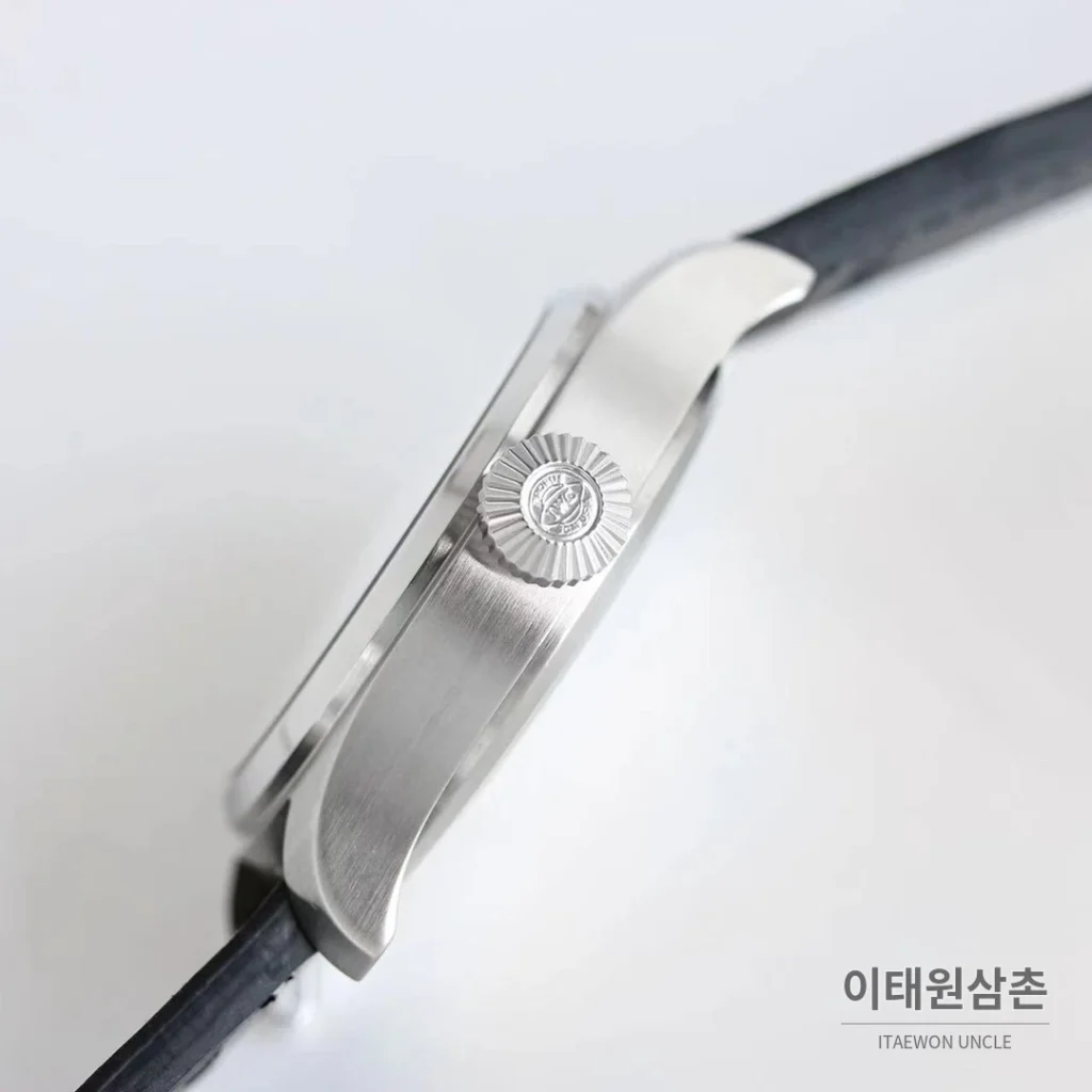 IWC 빅파일럿 퍼페추얼 캘린더 스틸 오토매틱 41mm IW503605 네이비 다이얼 블랙 가죽 스트랩