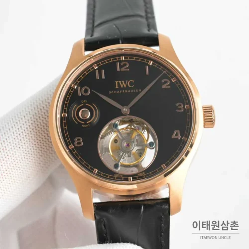 IWC 플라잉 투르비용 스켈레톤 다이얼 오토매틱 43mm