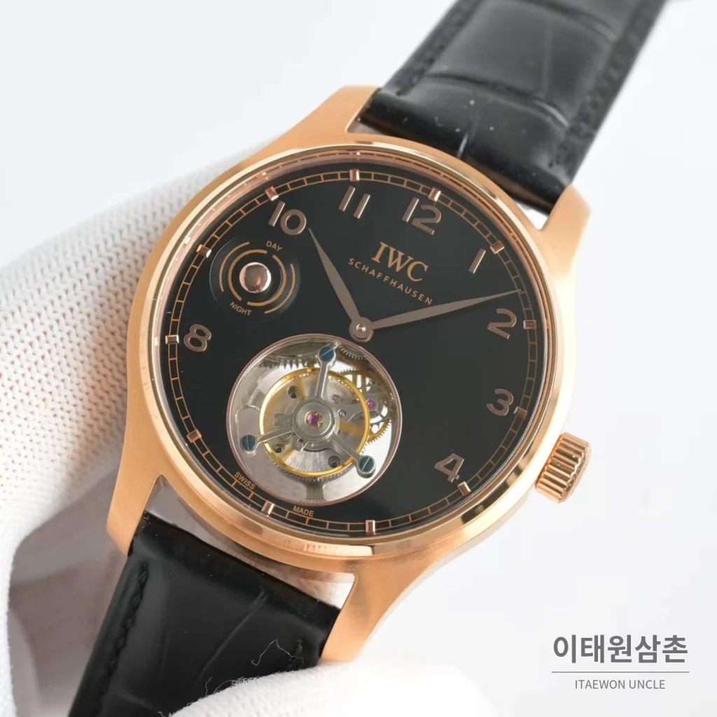 IWC 플라잉 투르비용 스켈레톤 다이얼 오토매틱 43mm