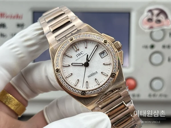 IWC 인제니어 오토매틱 35 다이아몬드베젤 스틸 브레이슬릿 35.1mm 화이트 다이얼 IWC 인제니어 오토매틱 35 다이아몬드베젤 스틸 브레이슬릿 35.1mm 화이트 다이얼
