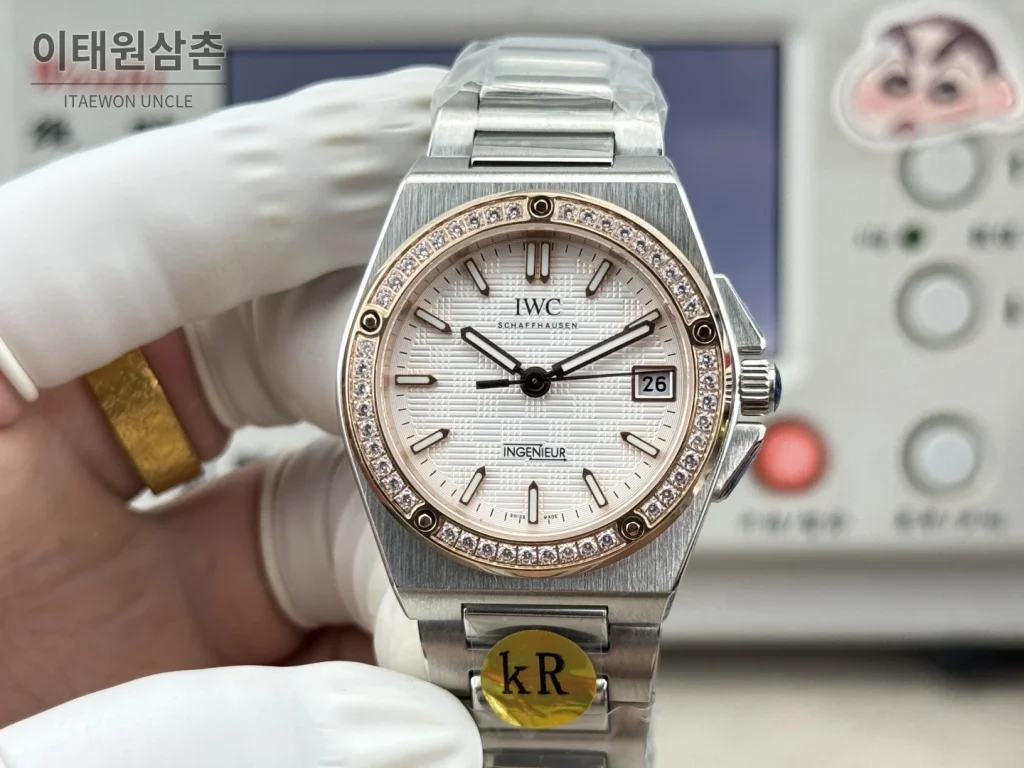 IWC 인제니어 오토매틱 35 다이아몬드베젤 스틸 브레이슬릿 35.1mm 화이트 다이얼 (2)