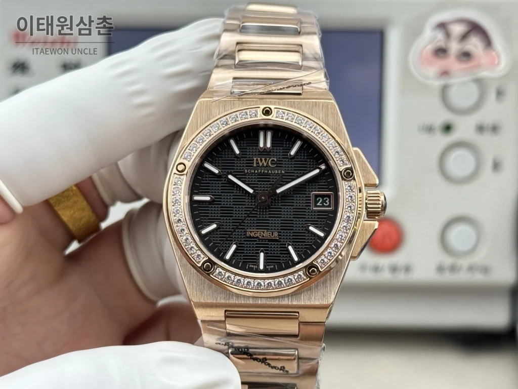 IWC 인제니어 오토매틱 35 다이아몬드베젤 스틸 브레이슬릿 35.1mm 블랙 다이얼 (2)