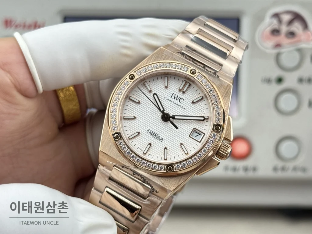 IWC 인제니어 오토매틱 35 다이아몬드베젤 스틸 브레이슬릿 35.1mm 화이트 다이얼