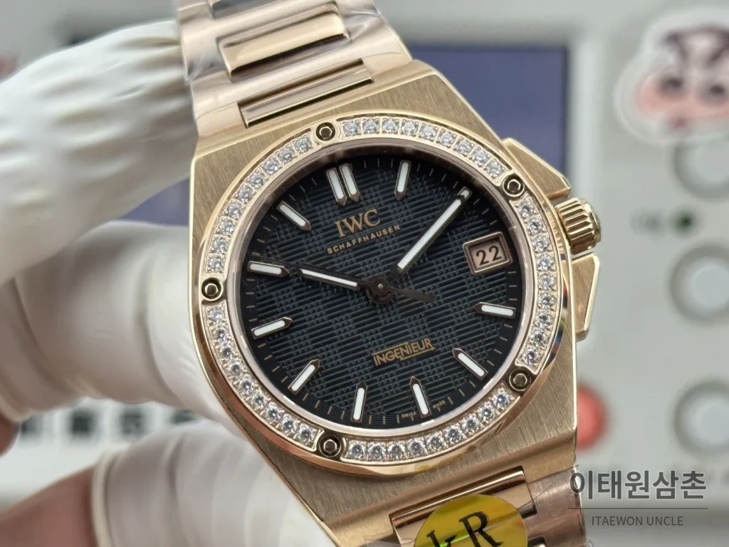 IWC 인제니어 오토매틱 35 다이아몬드베젤 스틸 브레이슬릿 35.1mm 블랙 다이얼