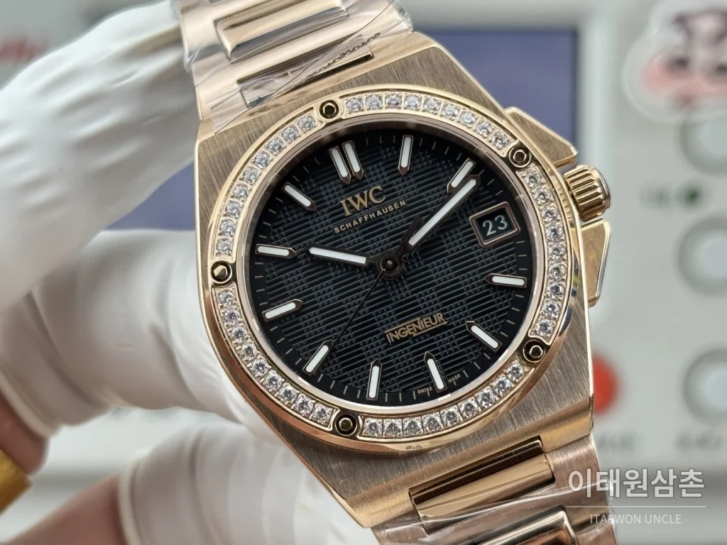 IWC 인제니어 오토매틱 35 다이아몬드베젤 스틸 브레이슬릿 35.1mm 블랙 다이얼 (2)