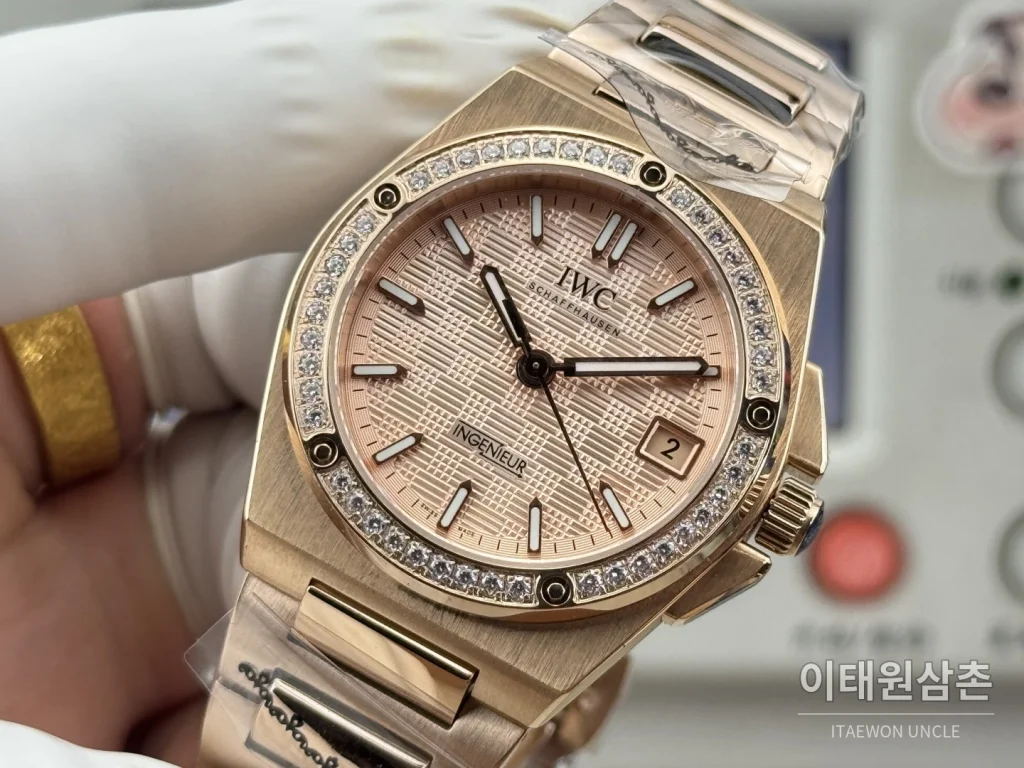 IWC 인제니어 오토매틱 35 다이아몬드베젤 스틸 브레이슬릿 35.1mm 로즈골드 다이얼