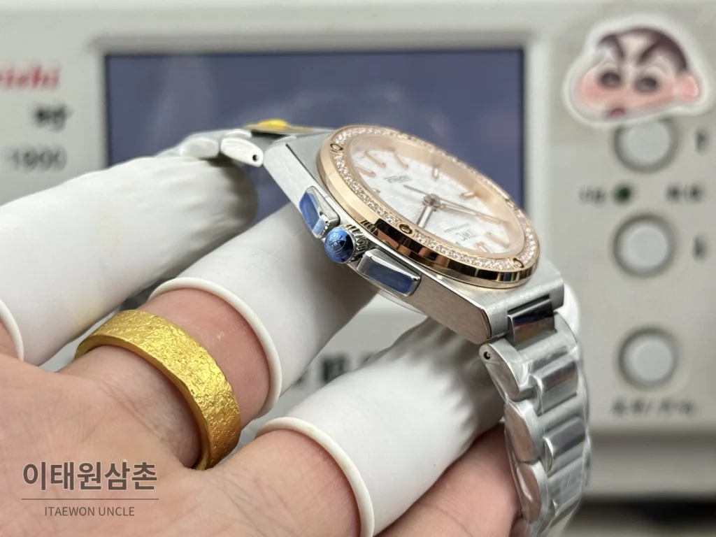 IWC 인제니어 오토매틱 35 다이아몬드베젤 스틸 브레이슬릿 35.1mm 화이트 다이얼 (2)