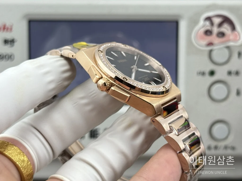 IWC 인제니어 오토매틱 35 다이아몬드베젤 스틸 브레이슬릿 35.1mm 블랙 다이얼