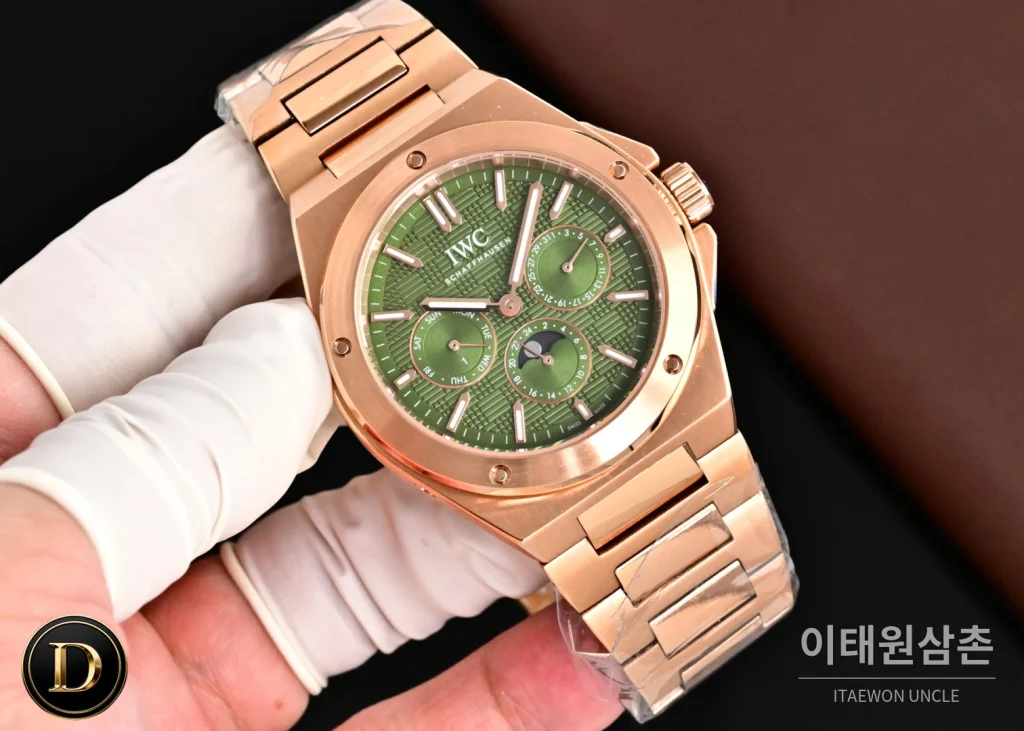 IWC 인제니어 퍼페추얼캘린더 문페이즈 오토매틱 41.6mm 화이트