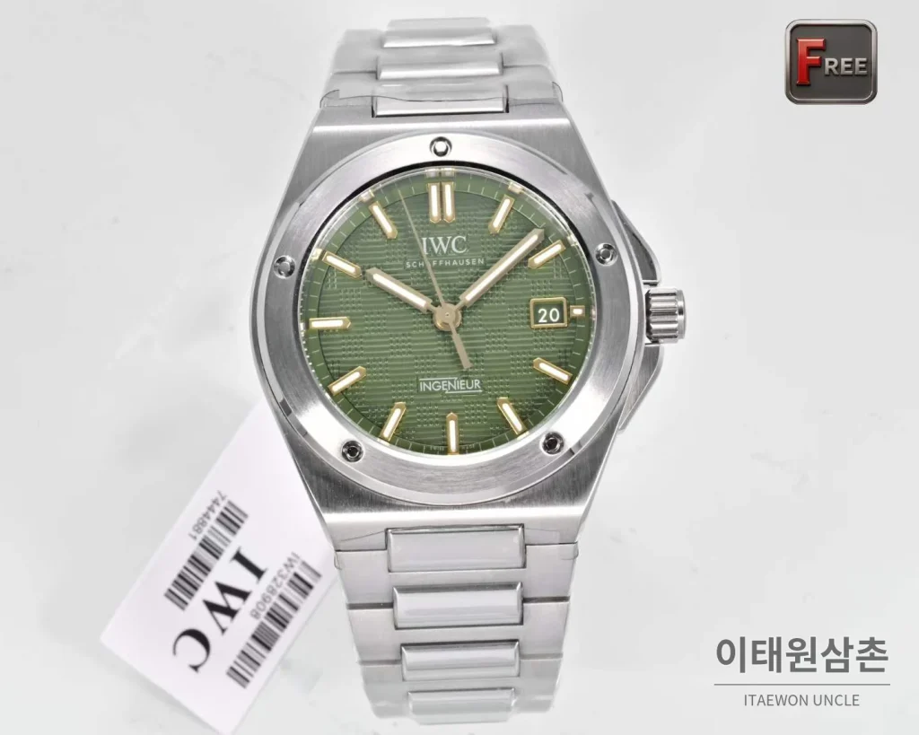 IWC 인게뉴어 스틸 그리드다이얼 오토매틱 40mm (4)
