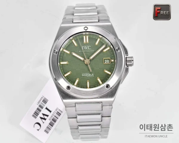 IWC 인게뉴어 스틸 그리드다이얼 오토매틱 40mm (4) IWC 인게뉴어 스틸 그리드다이얼 오토매틱 40mm (4)