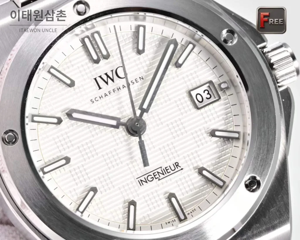 IWC 인게뉴어 스틸 그리드다이얼 오토매틱 40mm (3)