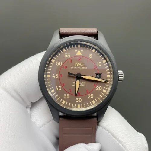 IWC 파일럿 오토매틱 41mm 브라운 다이얼 브라운 가죽 스트랩 블랙 베젤