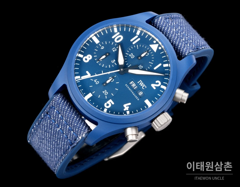 IWC 파일럿 블루베젤 블루다이얼 세라믹 크로노그래프 오토매틱 41.9mm
