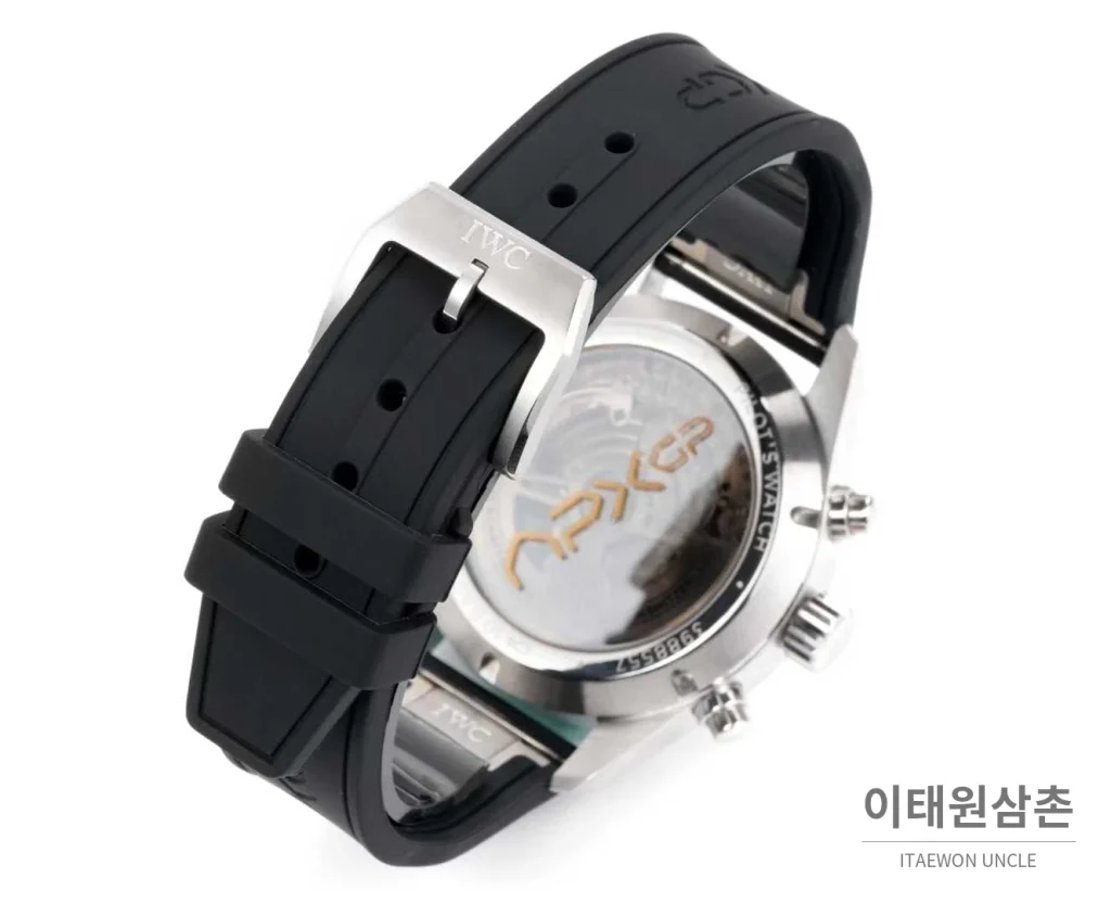 IWC 파일럿 크로노그래프 블랙골드 다이얼 러버밴드 오토매틱 41mm 블랙 / 골드