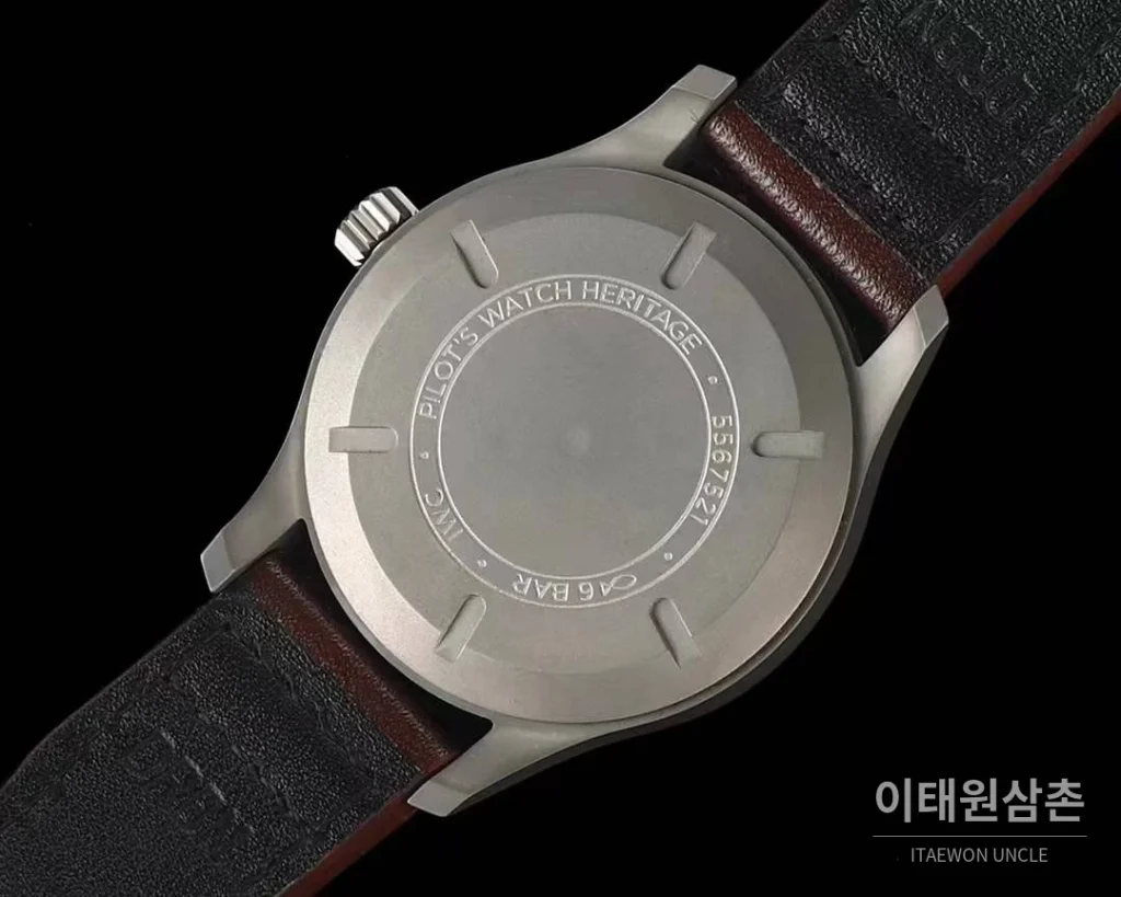 IWC 파일럿 마크18 티타늄 블랙다이얼 오토매틱 40mm