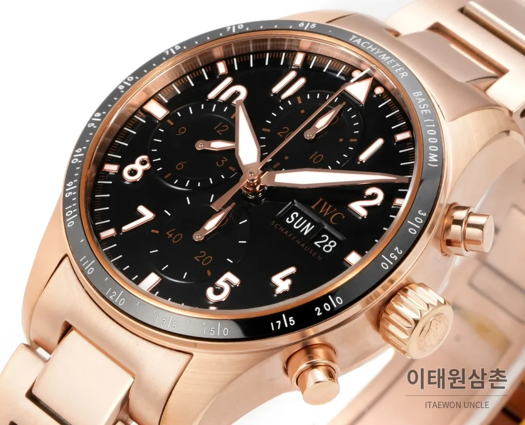 IWC 파일럿 퍼포먼스 스틸 세라믹베젤 크로노그래프 41mm (2)