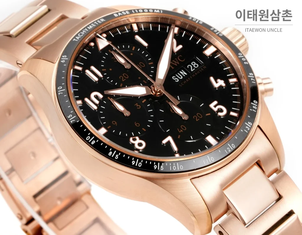 IWC 파일럿 퍼포먼스 스틸 세라믹베젤 크로노그래프 41mm (2)