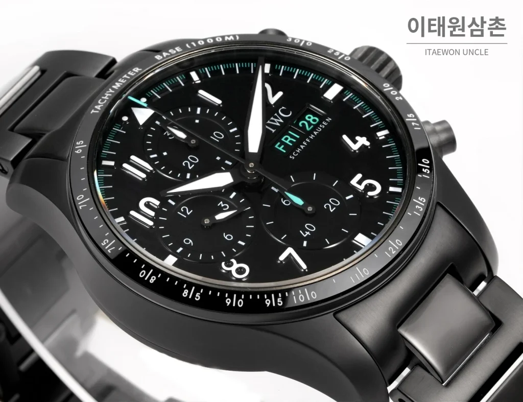 IWC 파일럿 퍼포먼스 스틸 세라믹베젤 크로노그래프 41mm