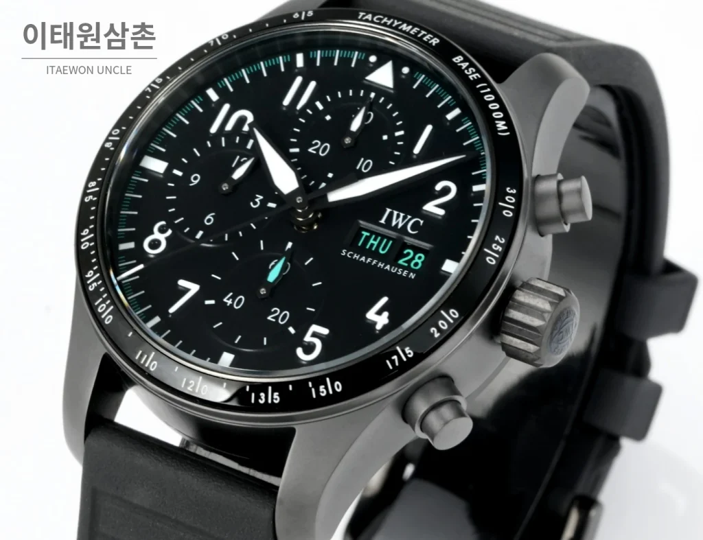 IWC 파일럿 퍼포먼스 스틸 세라믹베젤 크로노그래프 41mm