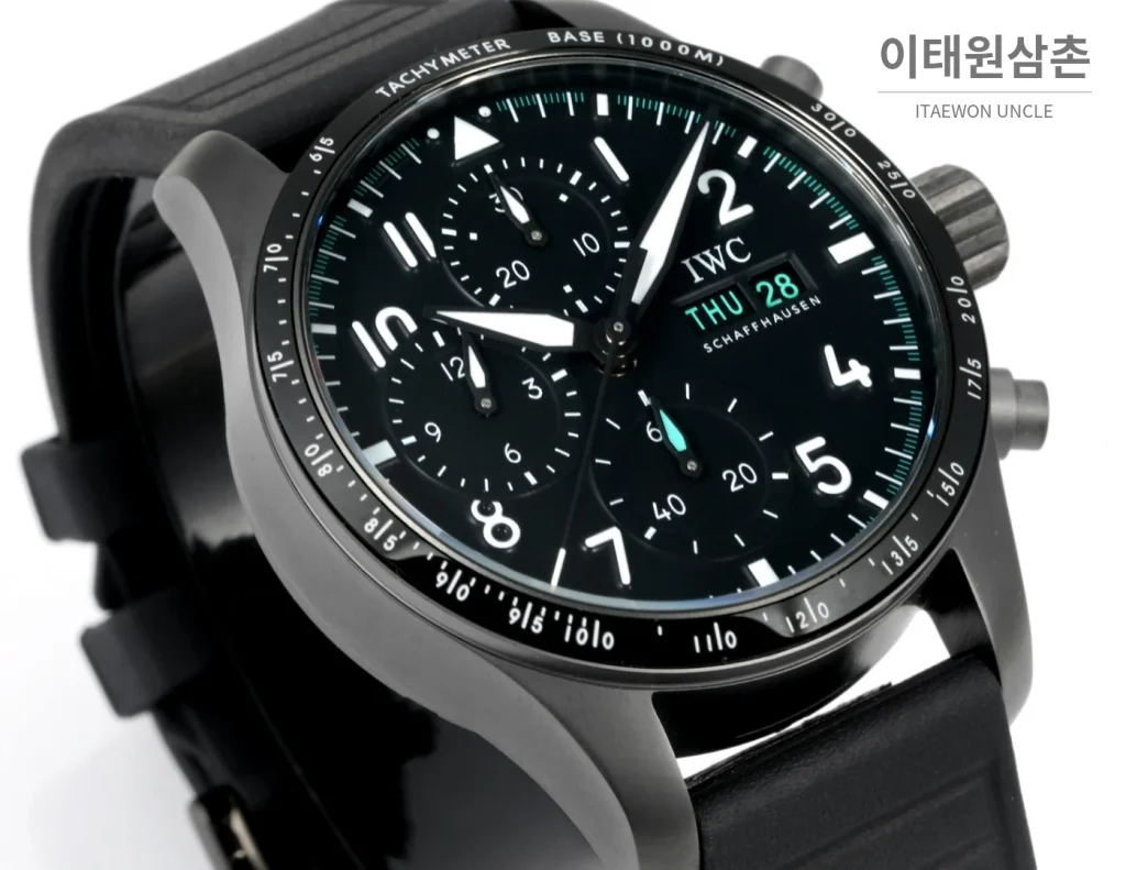 IWC 파일럿 퍼포먼스 스틸 세라믹베젤 크로노그래프 41mm