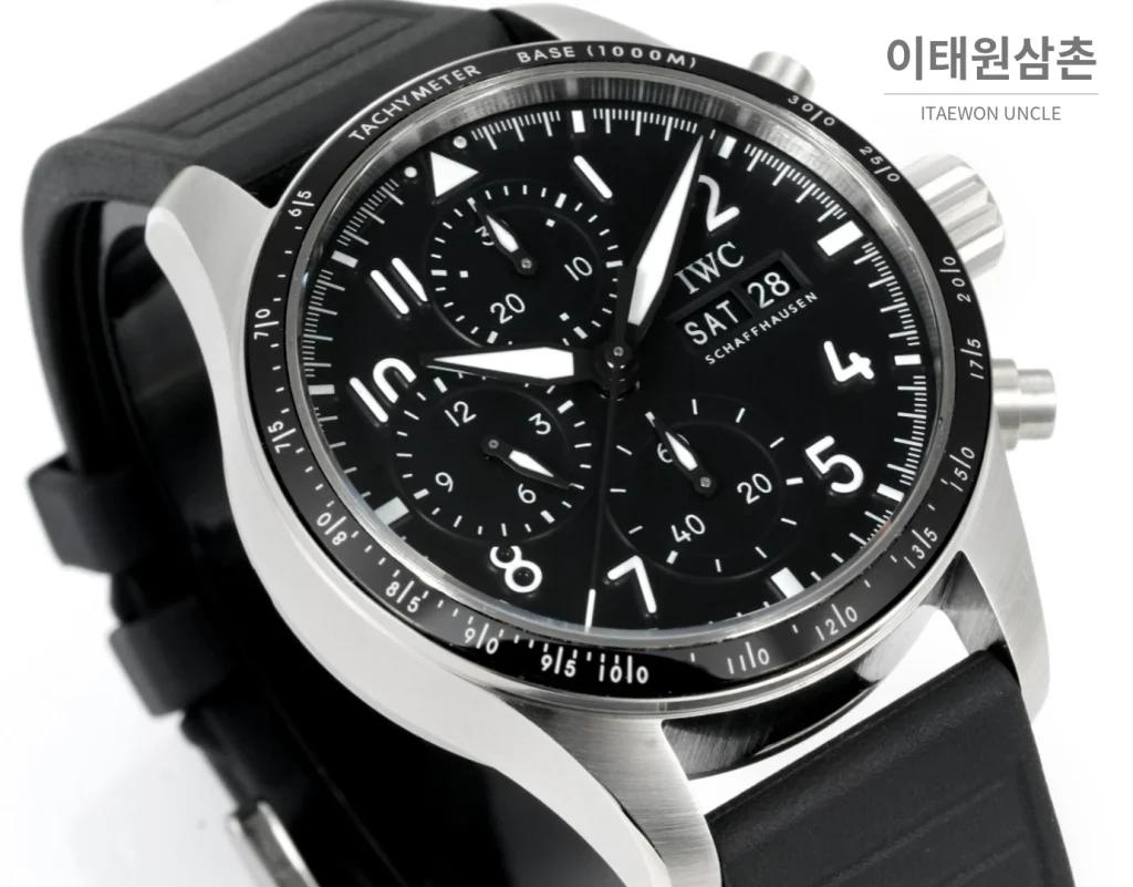 IWC 파일럿 퍼포먼스 스틸 세라믹베젤 크로노그래프 41mm (3)