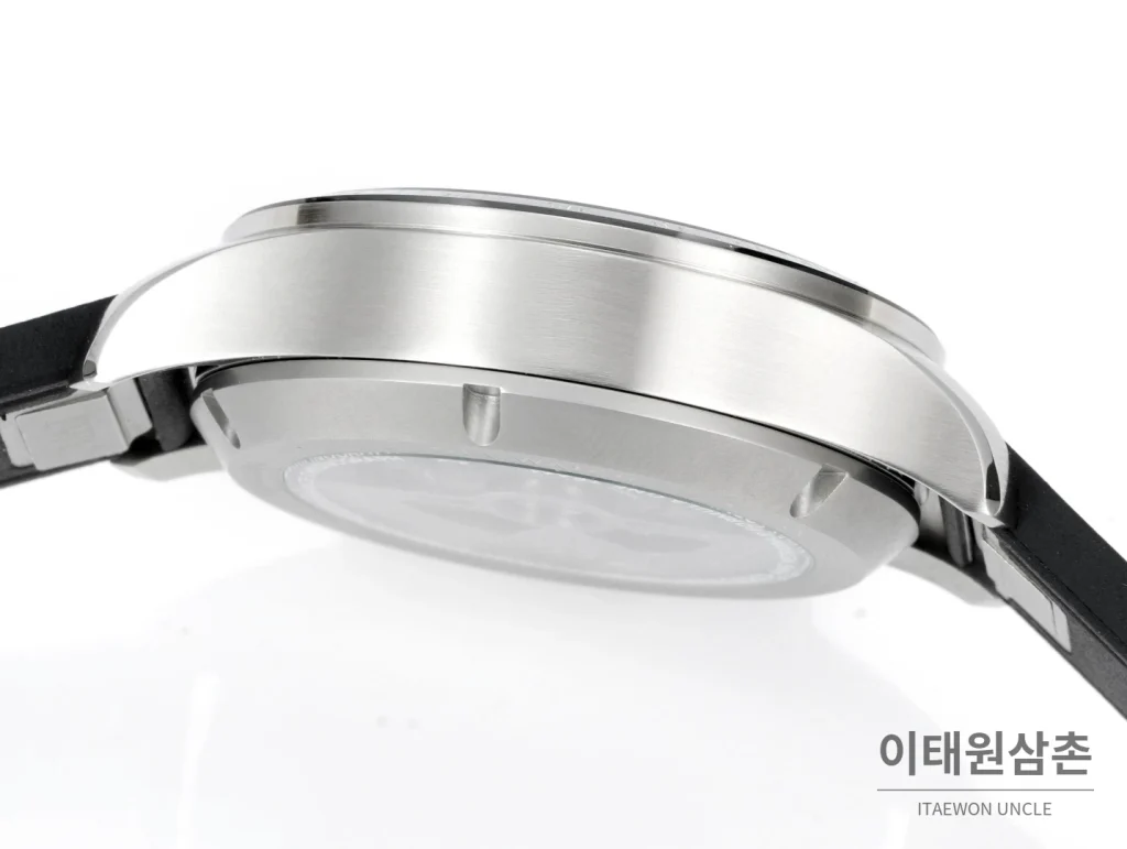 IWC 파일럿 퍼포먼스 스틸 세라믹베젤 크로노그래프 41mm (3)