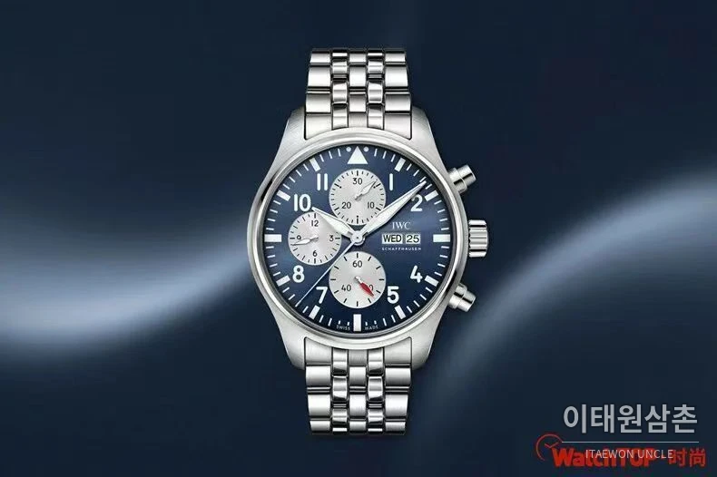 IWC 파일럿 워치 크로노그래프 로렌스 그린다이얼 오토매틱 43mm