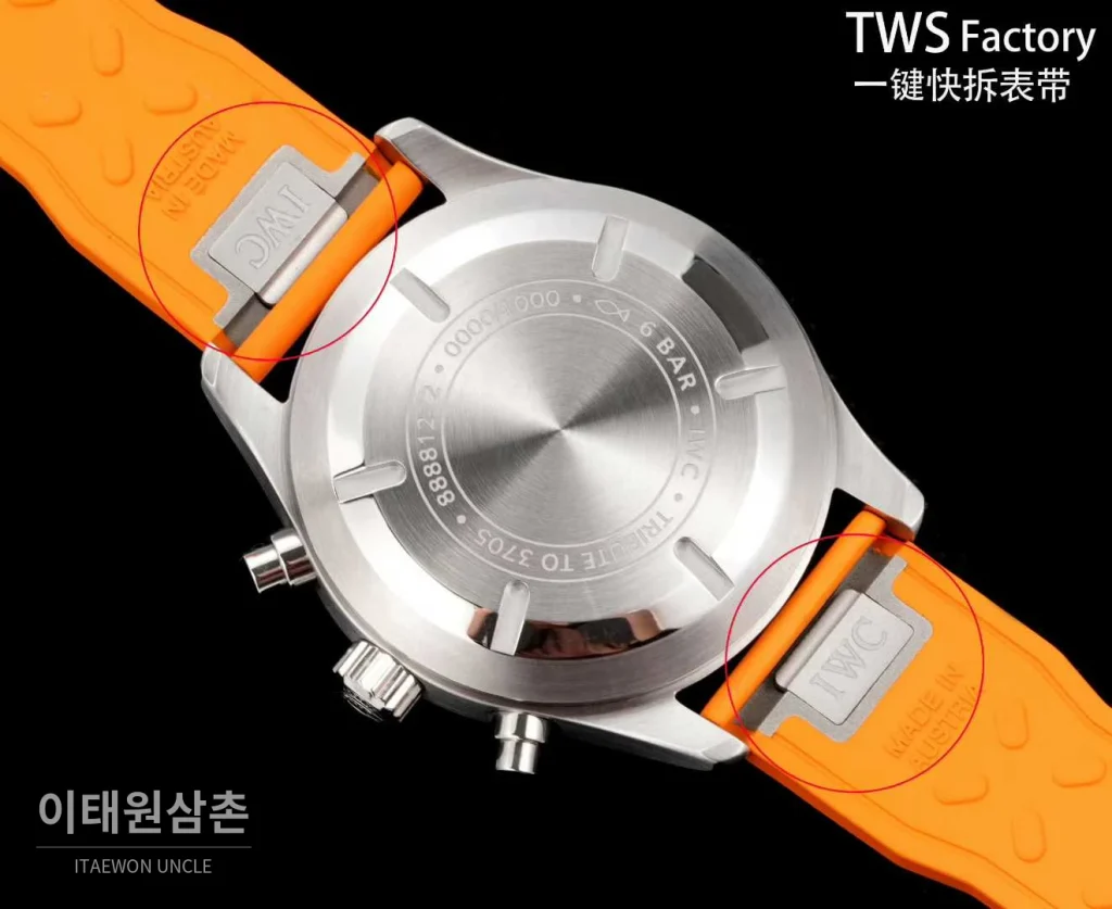IWC 파일럿 스틸 블랙다이얼 크로노그래프 데이데이트 오토매틱 43mm 오렌지 러버 스트랩