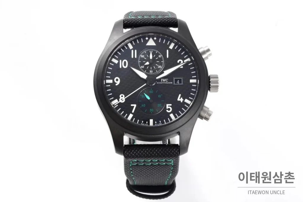 IWC 파일럿 탑건 세라믹 블랙다이얼 크로노그래프 오토매틱 44.5mm 블랙 나일론 스트랩