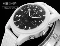 IWC 파일럿 탑건 세라믹 화이트다이얼 크로노그래프 오토매틱 44.5mm 화이트 나일론 스트랩