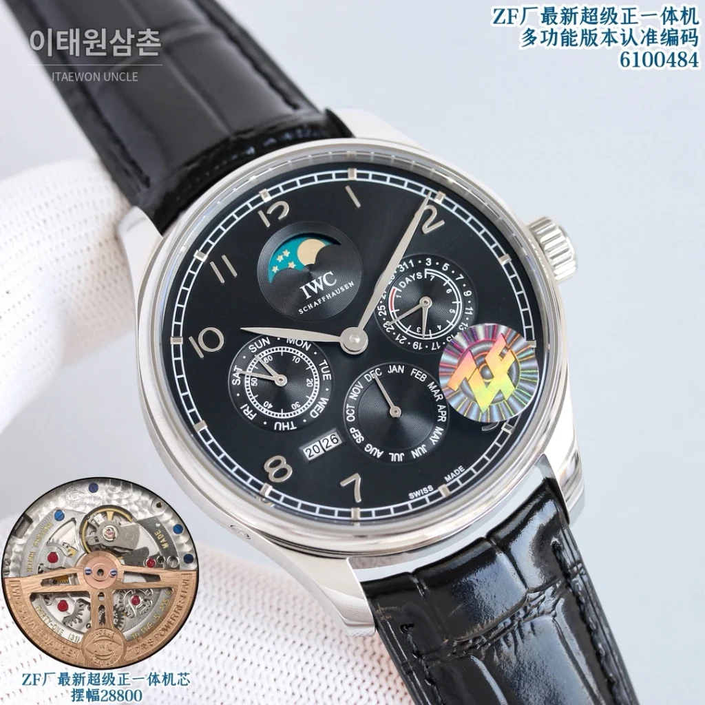 IWC 포르투기저 퍼페추얼캘린더 문페이즈 오토매틱 42.2mm 6100484 블랙 다이얼 블랙 가죽 스트랩