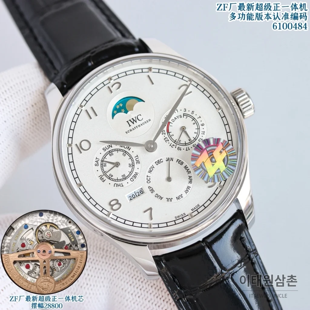 IWC 포르투기저 퍼페추얼캘린더 문페이즈 오토매틱 42.2mm 6100484 블랙 다이얼 블랙 가죽 스트랩