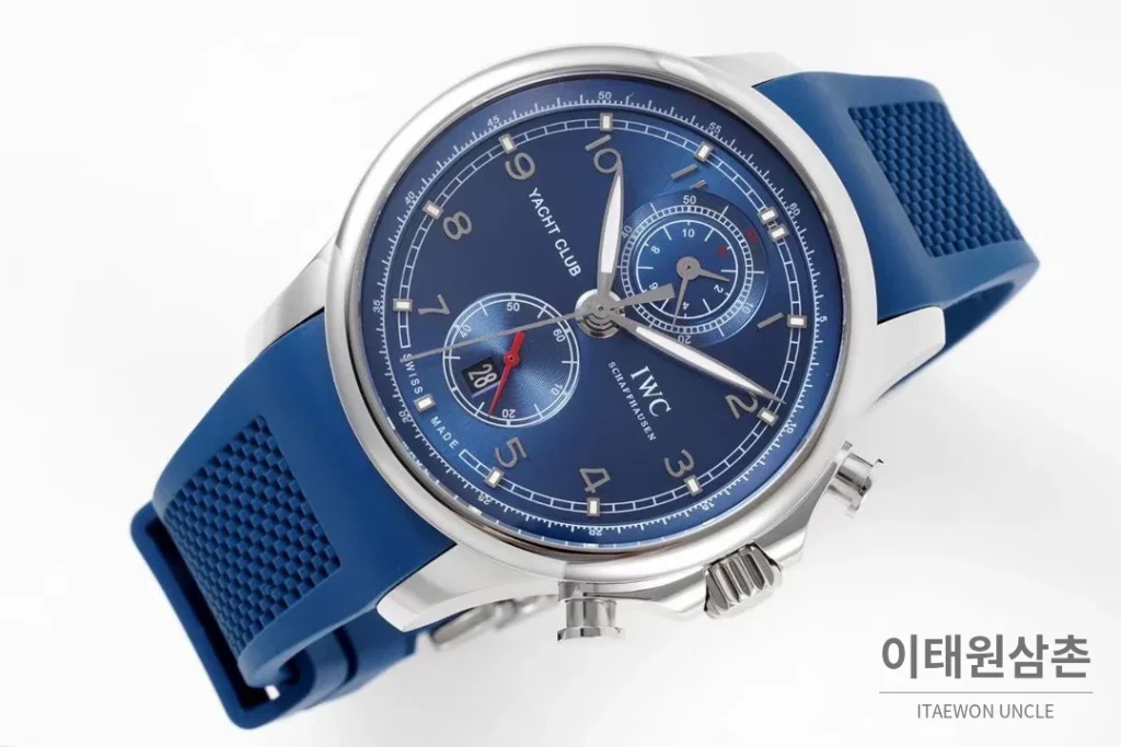 IWC 포르투기저 요트 클럽 크로노그래프 오를레바 에디션 44.6mm IW390704 네이비 다이얼 (2)