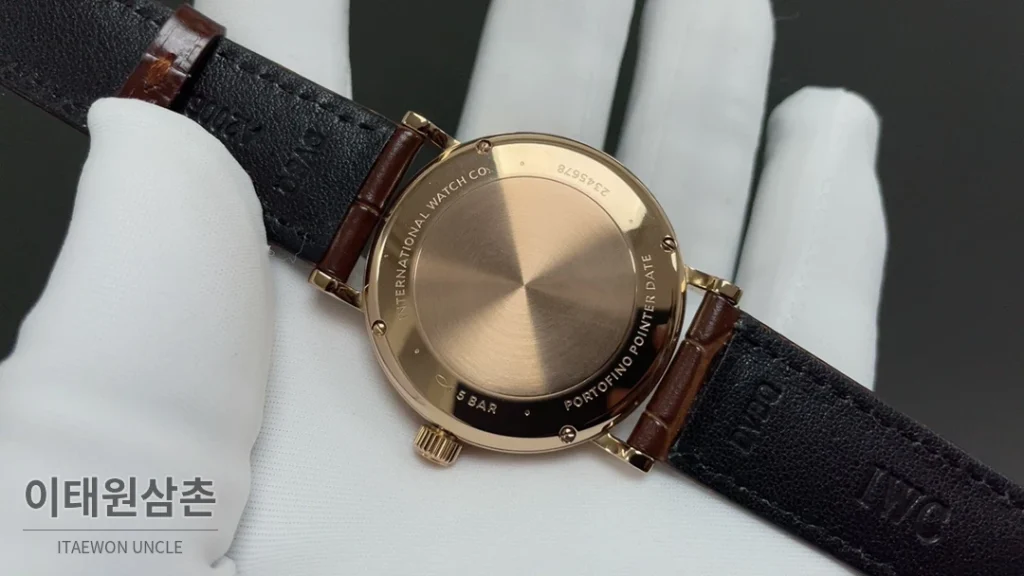 IWC 포르투기저 오토매틱 39mm 네이비 다이얼 브라운 가죽 스트랩 로즈골드 베젤